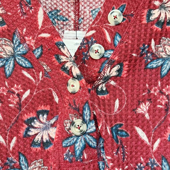 New William Rast red Floral Knit Henley Casual Top | Size Medium - Picture 4 of 7